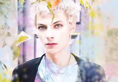 Fiul vitreg al Gabrielei Firea, UN DESIGNER EXCENTRIC: "La 3 ani, i-am spus mamei: în HALUL acesta mergi tu pe stradă?" FOTO