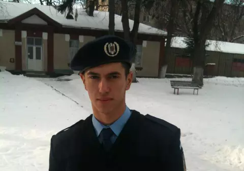 Uite cum arată "Jandarmul cu voce de aur"! A făcut SENZAŢIE pe internet cu VOCEA LUI DEOSEBITĂ, dar nu renunţă la armată! VIDEO