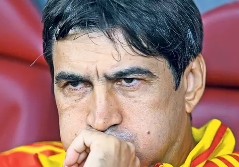 EXCLUSIV | Piţi, nu mai fi calic! Ai bani destui şi pentru Edan! VEZI ce venituri are selecţionerul naţionalei!