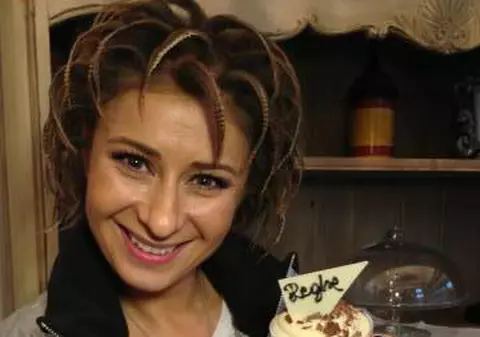 Anamaria Prodan şi-a deschis plăcintărie ÎN DOUĂ ZILE! Vezi ce surpriză i-a făcut lui Laurenţiu Reghecampf! FOTO