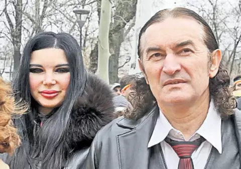 «Luceafărul huilei» vrea să fie tată?