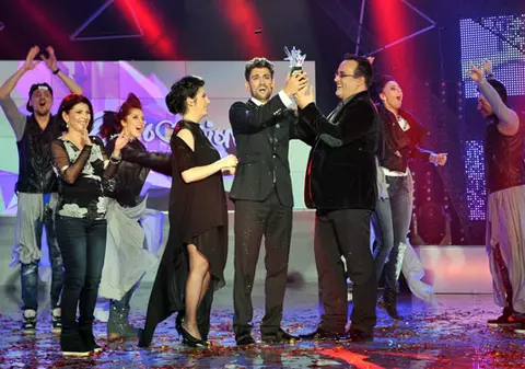 A fost FAVORITUL PUBLICULUI, însă, DUPĂ ce a CÂŞTIGAT Eurovisionul, Cezar Ouatu este PUTERNIC CONTESTAT. "Mai bine ne reprezenta Liviu Guţă..."