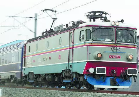 Trenurile sunt oprite la intrarea în Capitală, din cauza unei defecţiuni! Întârzieri de zeci de minute!