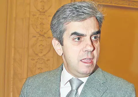 4.000 de angajaţi din Sănătate vor ajunge şomeri