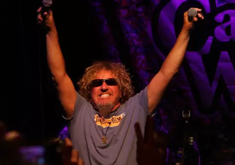 Un celebru ROCKER susţine că a fost RĂPIT DE EXTRATEREŞTRI: "A fost real, erau conectaţi la corpul meu"