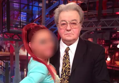 "NU AM CHILOŢI PE MINE!". Uite cine i-a spus asta, ÎN DIRECT, LUI CORNELIU VADIM TUDOR | FOTO&VIDEO ÎN ARTICOL