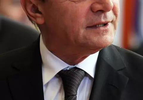 "Traian Băsescu, singurul vinovat dacă România nu intră în Schengen!" Vezi cine îl atacă pe preşedinte
