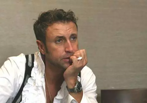 E CHIAR EL? Cătălin Botezatu te va uimi! Uite ce a făcut, înconjurat de curioşi