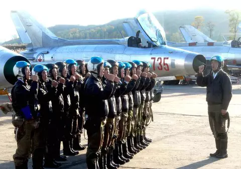 Se pregătesc de război? Activitate intensă a aviaţiei militare nord-coreene