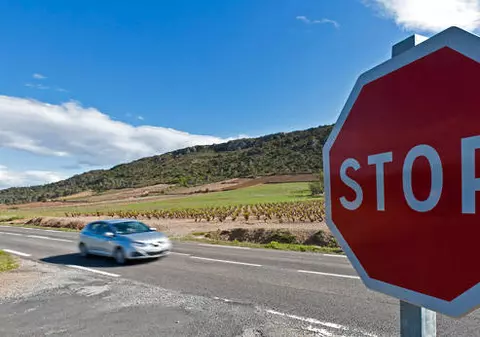 Se închide circulaţia rutieră pe sensul Constanţa-Slobozia