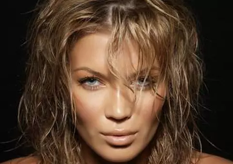 Gina Pistol și-a zăpăcit fanii. Vezi DECLARAȚIA BULVERSANTĂ a blondei!