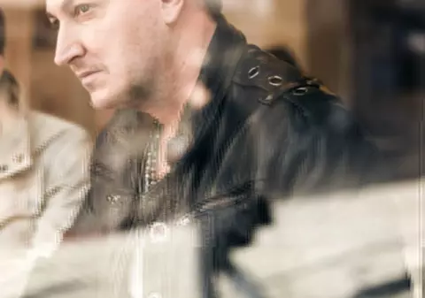 DJ Gino Manzotti scapă de închisoare. Componentul trupei DJ Project, condamnat în dosarul „Minore pentru VIP-uri”, va munci în folosul comunității