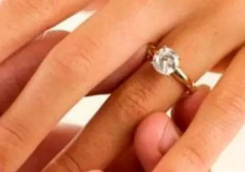 Patriarhia vrea să interzică nunţile în aer liber. Vezi aici ce le pregătesc preoţii viitorilor nuntaşi