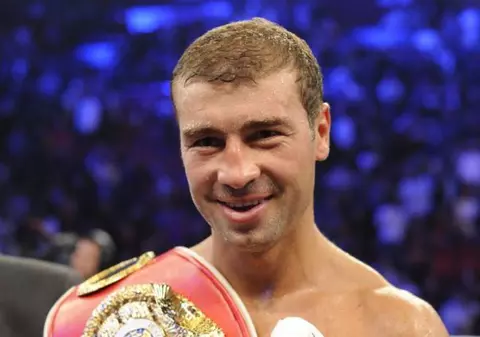 Lucian Bute va boxa pentru centura WBC Diamond, ornată cu SUTE de DIAMANTE, SMARALDE şi RUBINE!