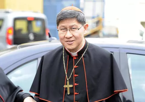 Cel mai popular Cardinal elector face furori pe Internet 