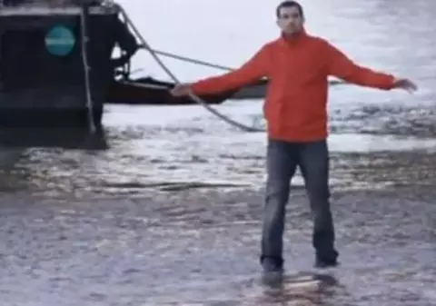 Magicianul Dynamo: "M-am pregătit 15 ani ca să merg pe apă" | VIDEO