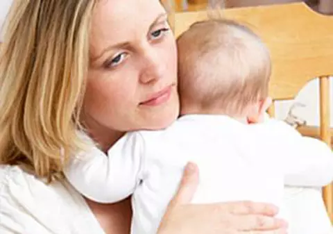 INCREDIBIL! Coşuleţe cu sistem de încălzire pentru copiii abandonaţi