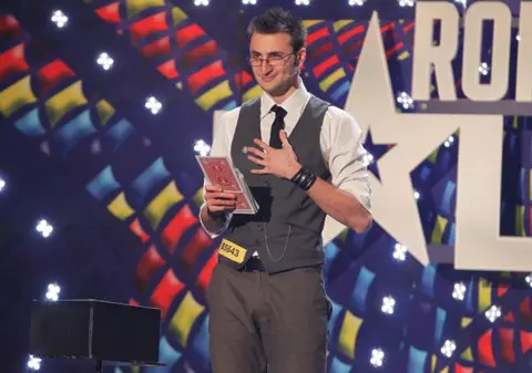 Vlad Grigorescu, mentalistul de la Românii au talent, a devenit obsedat de magie la 6 ani: "Trucuri pot face toţi. Magia este o forma de artă"