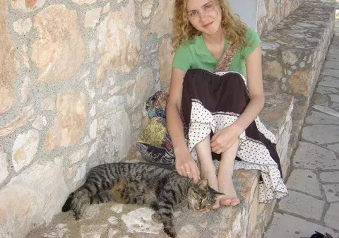 "Mica ar fi avut şanse pentru transplant dacă ar fi mers la spital din timp"