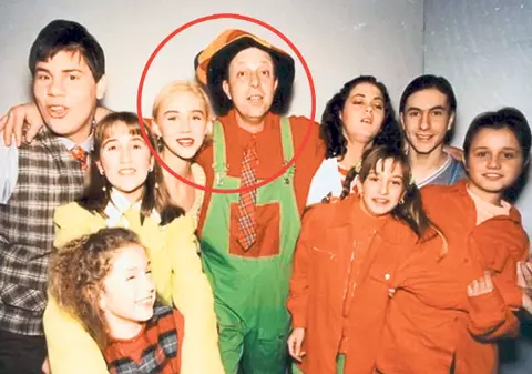 Magicianule, fă o minune! Mica, simpatica blondă care s-a lansat la «Abracadabra», este internată în stare gravă, având ciroză în stadiu avansat