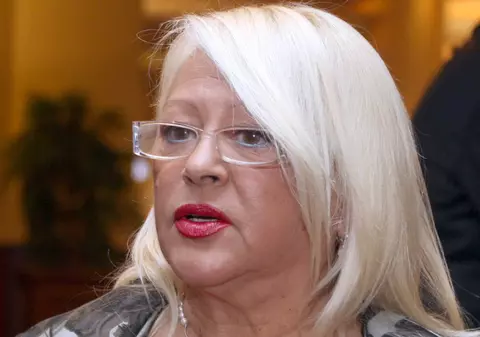 Mirabela Dauer, schimbare de look. Are 69 de ani, dar se reinventează