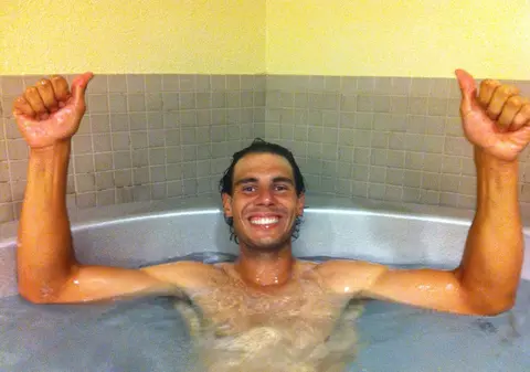 Nadal, gol în cadă pe Facebook | FOTO