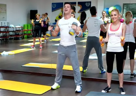 VIDEO cu Neby: Uite ce exerciţii face Andreea Ibacka pentru tonifiere şi slăbit!