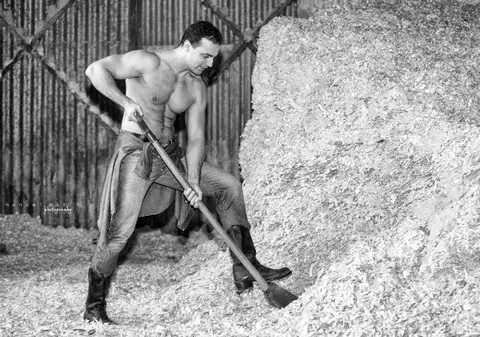 Iată de ce arată atât de bine Oltin Hurezeanu! E înnebunit după kempo.