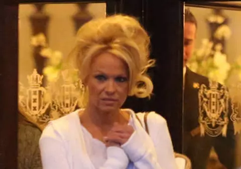 Pamela Anderson, la Cambridge!