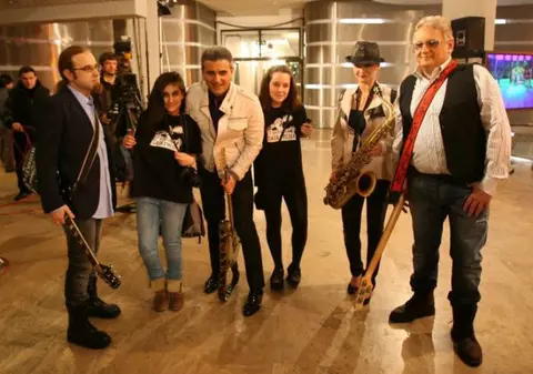 Robert Turcescu, despre Badea: "Mă întristează să văd un MOJIC bătându-şi joc de pasiunea unui om!"