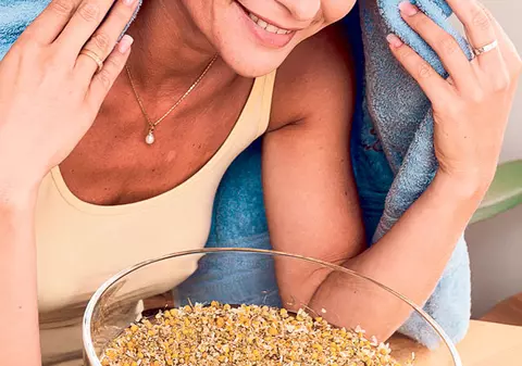 SĂNĂTATE | Inhalaţiile cu muşeţel vindecă laringita