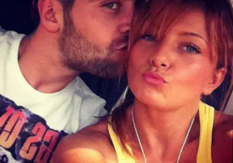 SYLVIA, mărturisire FIERBINTE pe FACEBOOK: "Voi face DRAGOSTE la NOAPTE, pe PIESA TA"