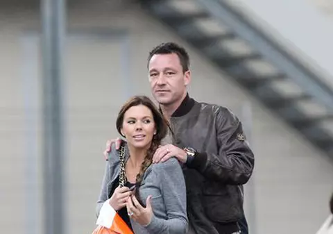John Terry şi-a abandonat în trafic maşina în valoare de 175.000 de lire sterline