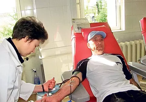 Angajaţii Internelor au donat sânge în cadrul unei campanii umanitare