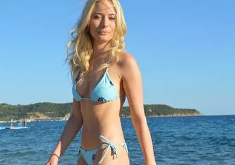 Salată cu şuncă şi nucă "a la Laura Cosoi! "Ne ajuţi cu adevărat să ne menţinem" au spus fanii | FOTO