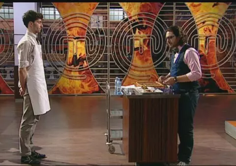 Iată ce a făcut concurentul de la MasterChef care l-a adus pe Florin Dumitrescu în pragul COLAPSULUI: "Spune mersi că nu am făcut INFARCT" FOTO