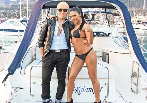 EXCLUSIV | I-a sucit minţile lui Costi Ioniță! Cântăreţul român, în ipostaze fierbinţi cu o sârboaică de 25 de ani