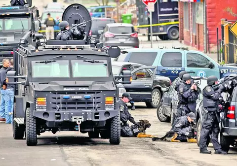 Doi fraţi ceceni, vânaţi pentru atentatele din Boston 