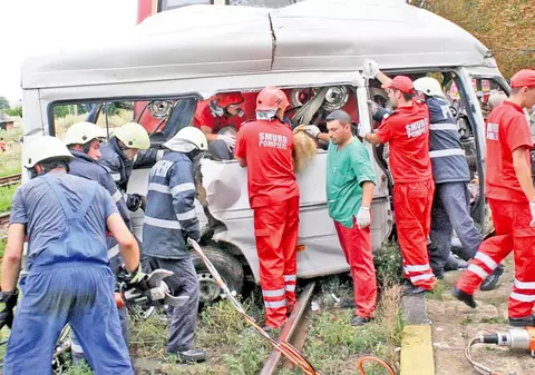 Microbuzele morţii vor fi înlocuite cu autocare