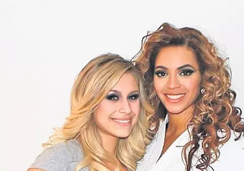 O româncă, prietenă la cataramă cu Beyoncé | INTERVIU