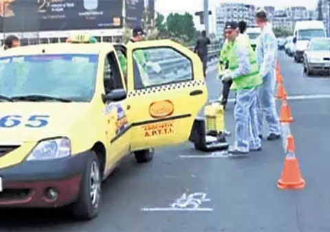 Grefiera care şi-a aruncat fetiţa din taxi a scăpat de puşcărie! Antiţa Bar îşi va duce viaţa într-un sanatoriu