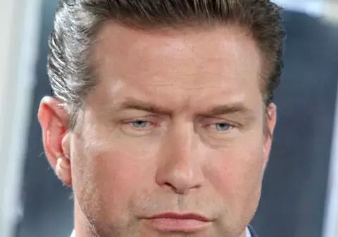 Stephen Baldwin a recunoscut că a făcut evaziune fiscală, ca să scape de pușcărie