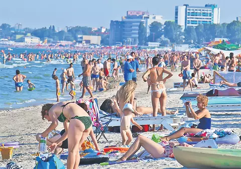 Vom avea mai mult loc la plajă. Litoralul se va extinde cu 33 de hectare în următorii ani