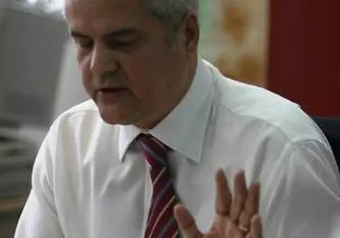 Emoții pentru Adrian Năstase în 13 mai