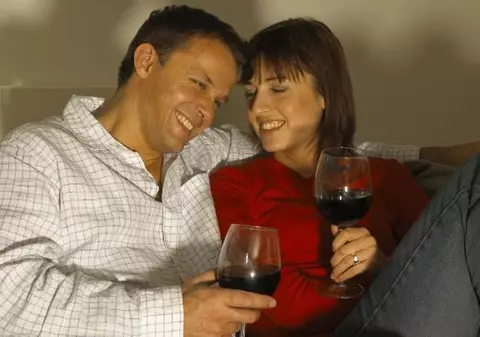 Horoscop: Cum se comportă la beţie în funcţie de zodia lui