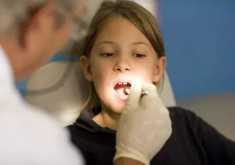 Avertisment din partea autorităţilor. Mulţi oameni vor rămâne fără dinţi!