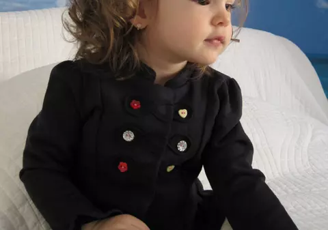 Iată ce fetiţă drăgălaşă are prezentatoarea Oana Andoni!