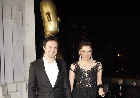 DIVORȚATĂ DE UN AN, MALVINA CERVENSCHI este FERICITĂ cu NOUL IUBIT!