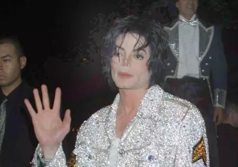 Michael Jackson şi-a PREVĂZUT MOARTEA! Cu câteva săptămâni înainte a început SĂ-ŞI IA RĂMAS BUN DE LA PRIETENI!