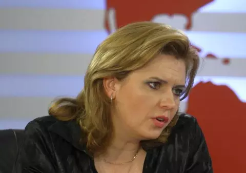 Tatăl Robertei Anastase, acuzat că a încasat prime de 30.000 euro de la stat